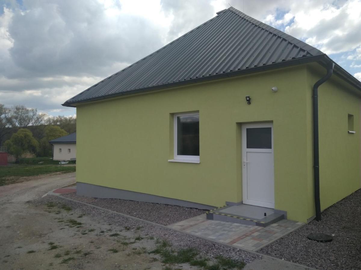 Apartmanove Ubytovanie Vkf Volkovce Екстериор снимка